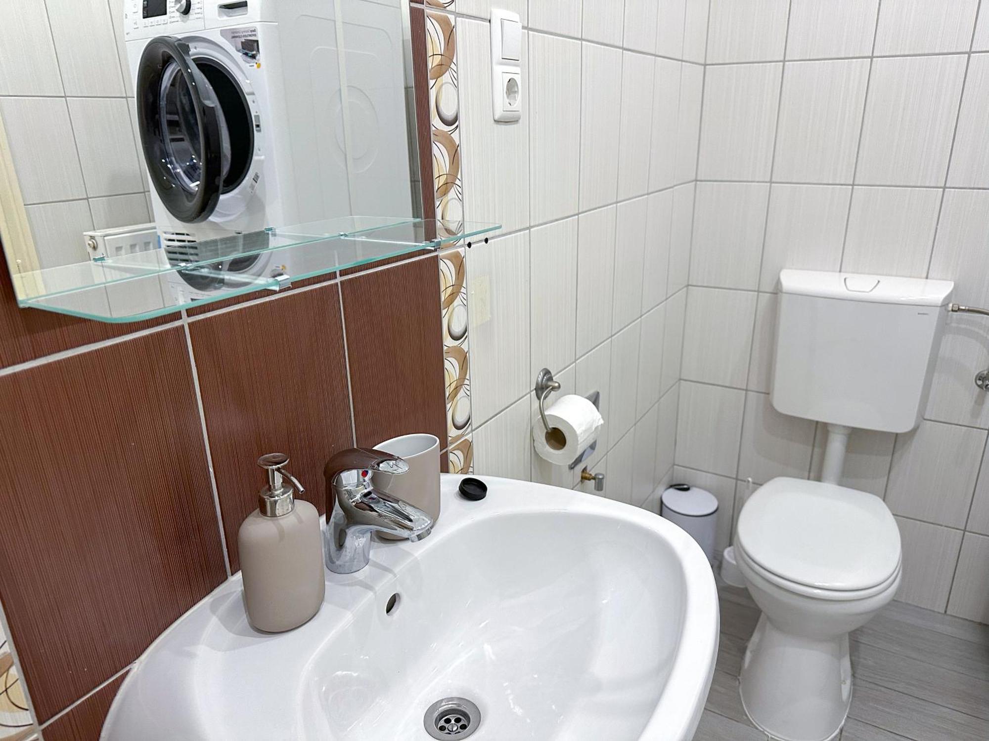 Sunny Castle Apartment ブダペスト エクステリア 写真